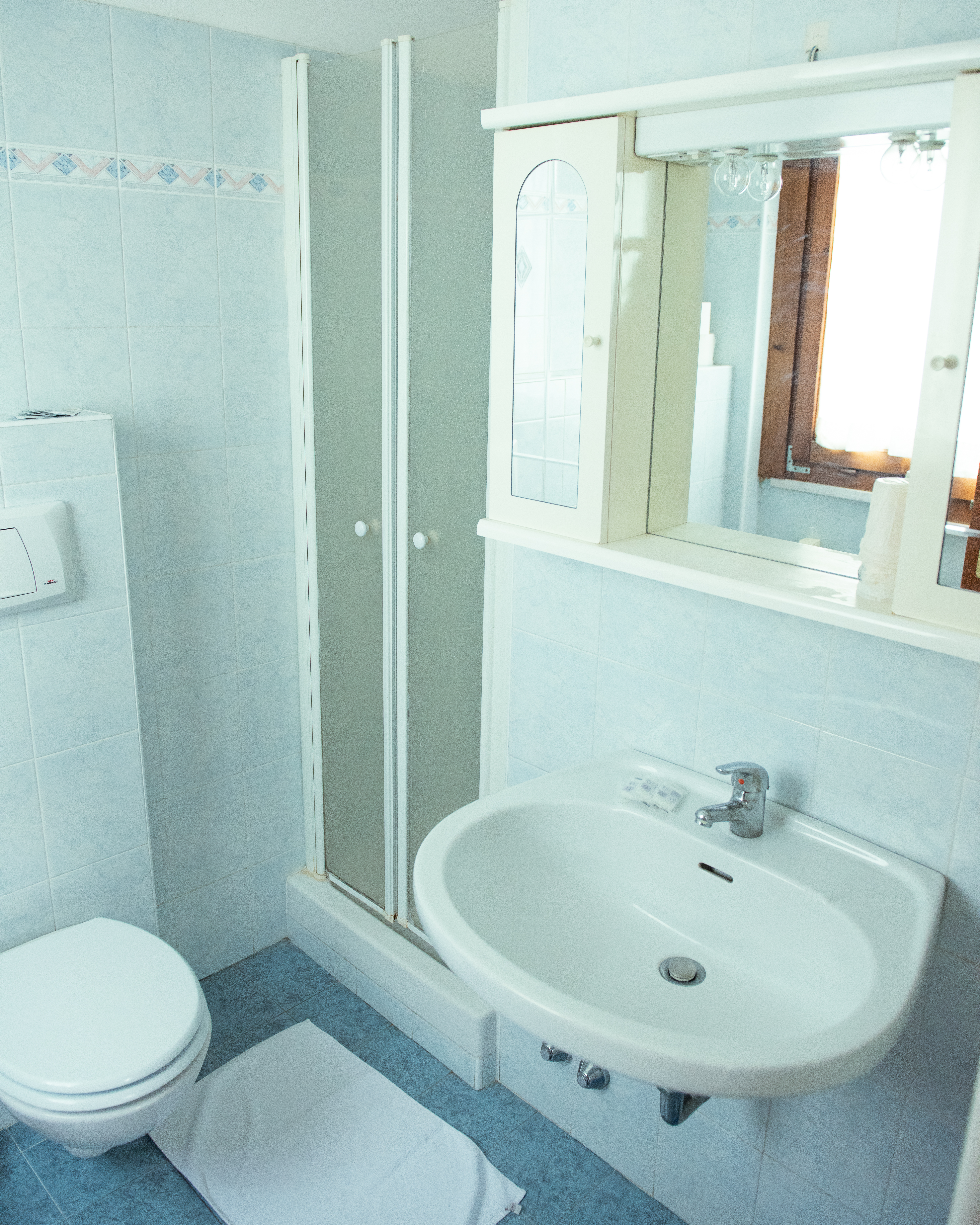 Room detail image of Triple room